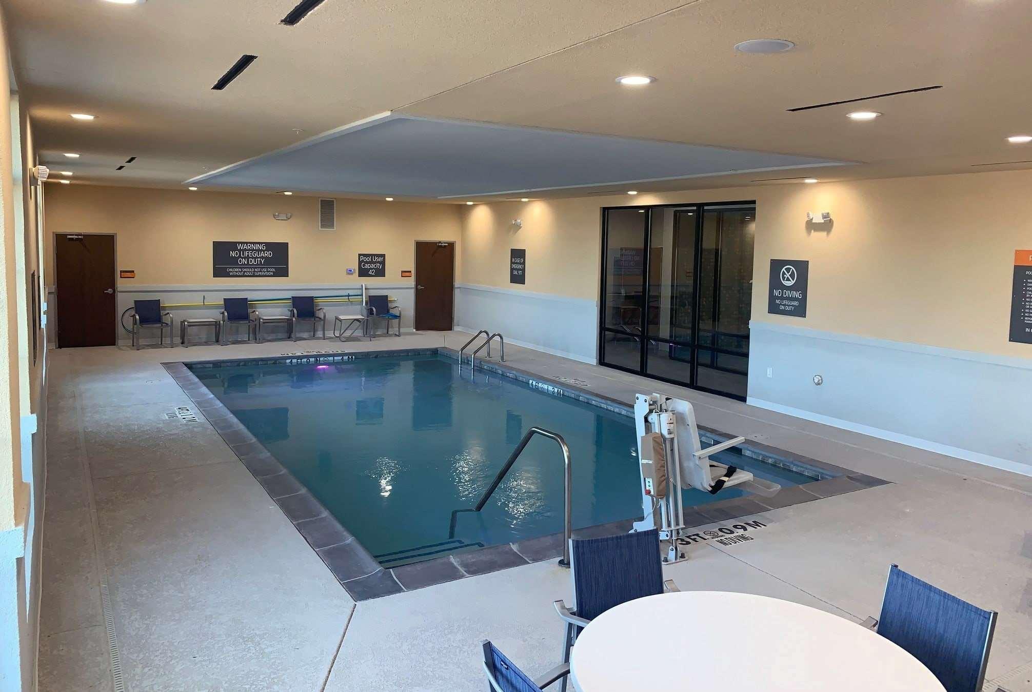 La Quinta Inn & Suites By Wyndham Dallas - Frisco Stadium Extérieur photo